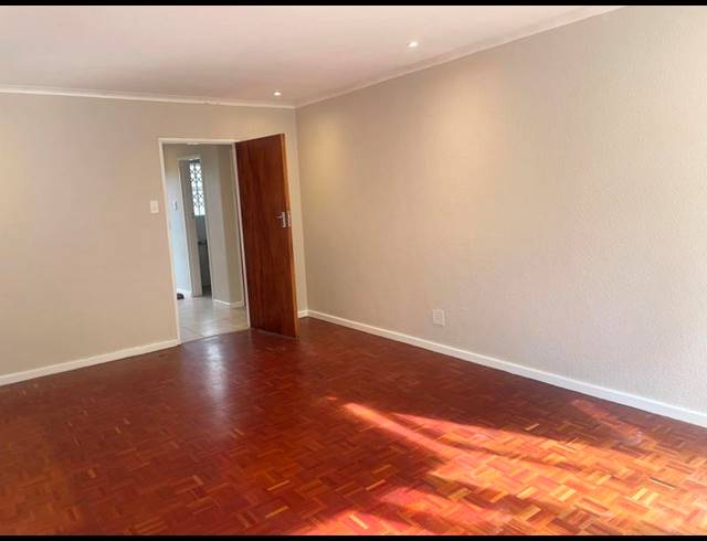 2 BEDROOM PROPERTY TO RENT IN KENILWORTH